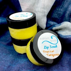 *CLEARANCE* Set of 3 1oz handcrafted tropical tangerine lip scrubs Radiant Waves